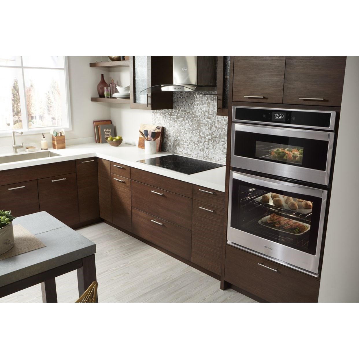 Whirlpool 6.4 cu ft smart shop combination wall oven with touchscreen